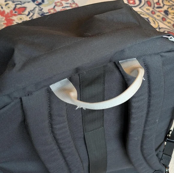 Pacsafe Go Anti-Theft 44L Carryon Backpack - Picture 6 of 12